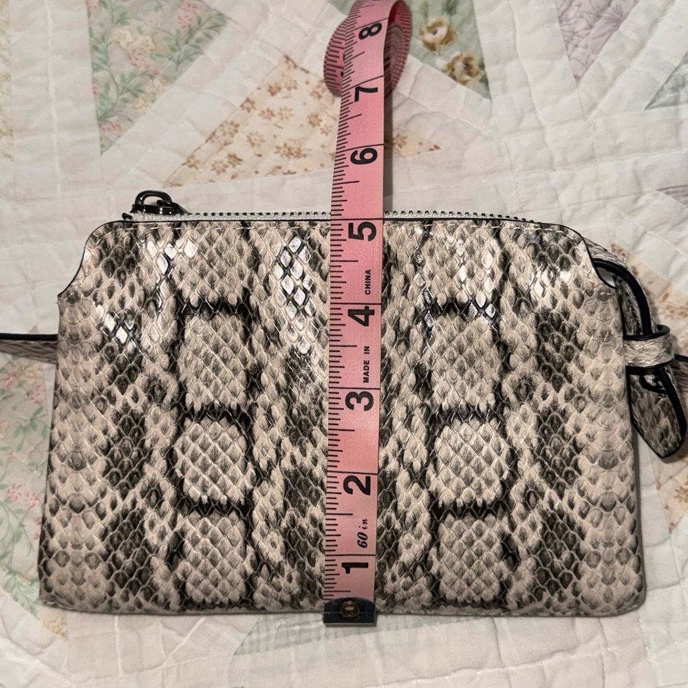 Snakeskin Print Crossbody Wallet Bag Neutral Vegan Leather - Picture 11 of 11